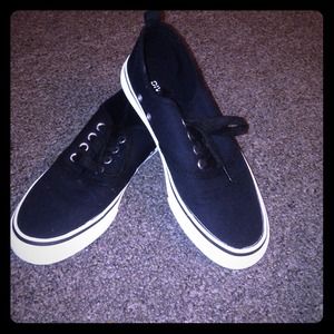 Converse like sneakers