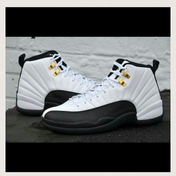 Looking for the Iced Taxi 12s🙌🙌😩😻