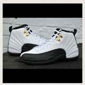 Looking for the Iced Taxi 12s🙌🙌😩😻