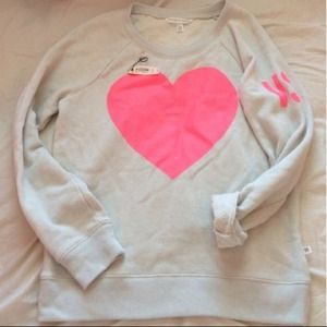 A vs sweater shirt