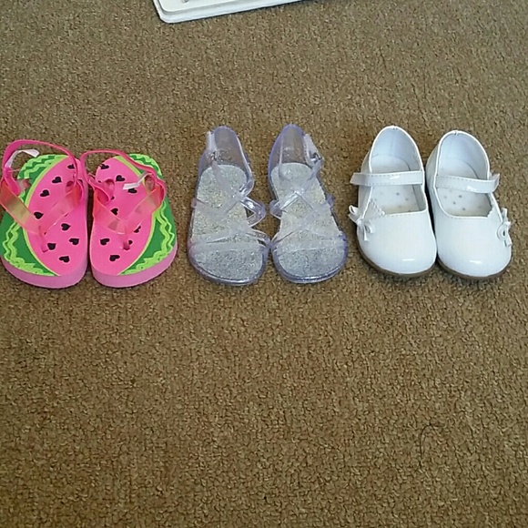 Infants shoes Size 4