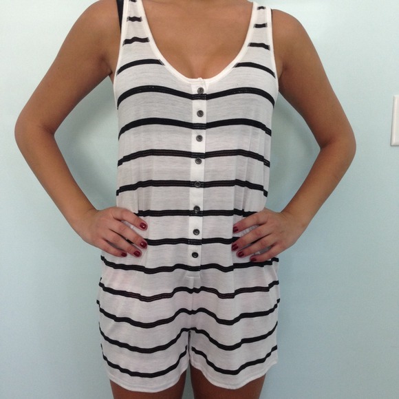 ✖️SOLD Free people black and white striped romper - Picture 2 of 2