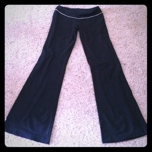 Lululemon Athletica Flare Yogas