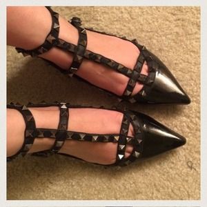 New Valentino Rockstud Flats in Patent Black