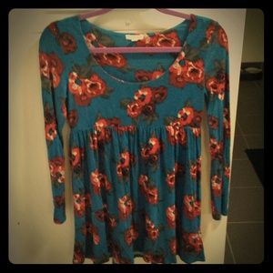 ***SOLD IN BUNDLE*** Rose Tunic
