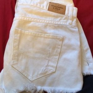 High waisted Abercrombie & Fitch shorts