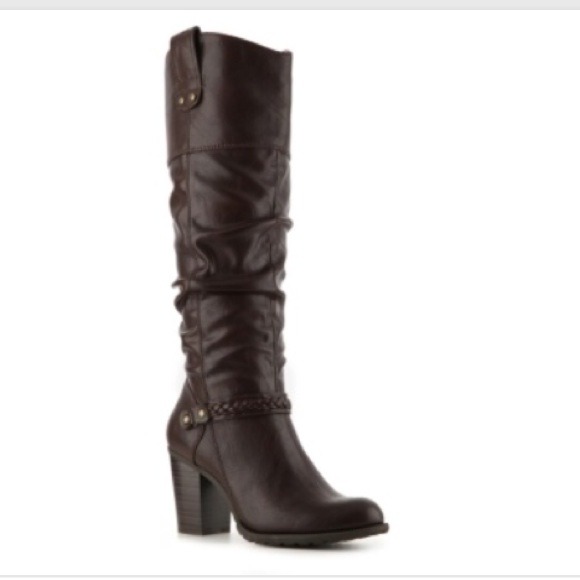 White mountain "steady" brown boots. Size 81/2