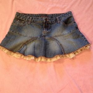 Flirty Jordache denim rifle skirt size 5 / 6
