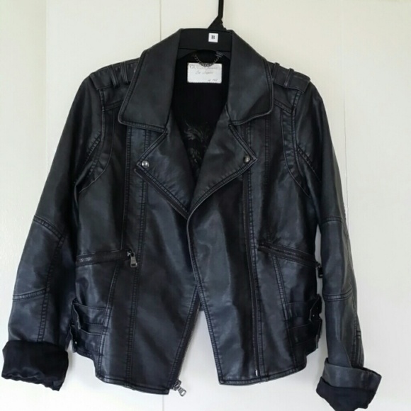 SOLD!!!! Guess leather jacket