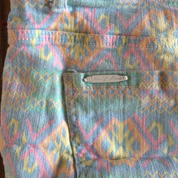 Tribal print shorts with long orange pockets! - Picture 3 of 4