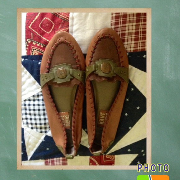 ON HOLD ...Very cute brown and green flat shoes..