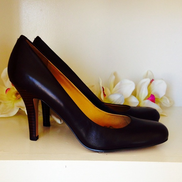 Nine West Dark Brown Leather Heels - Picture 1 of 4