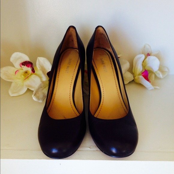 Nine West Dark Brown Leather Heels - Picture 2 of 4