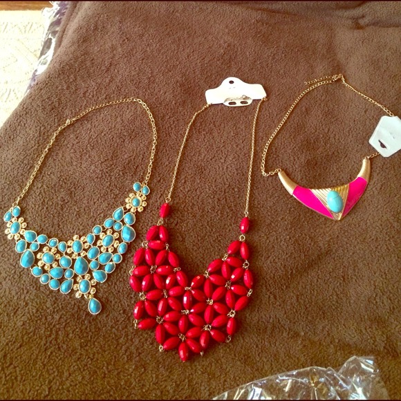 Jewelry - 🎉🇺🇸SALE🇺🇸🎉Lot Necklace