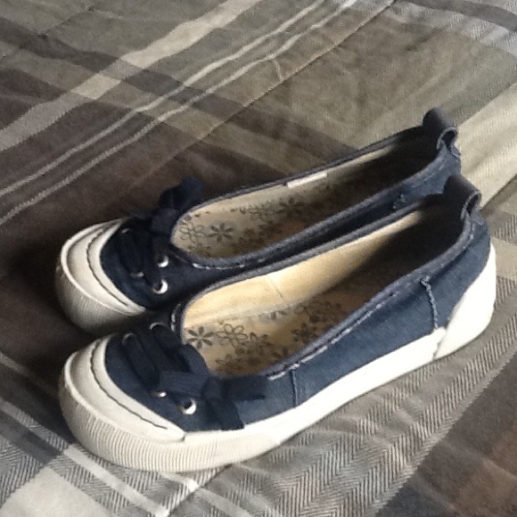 Jeans shoes