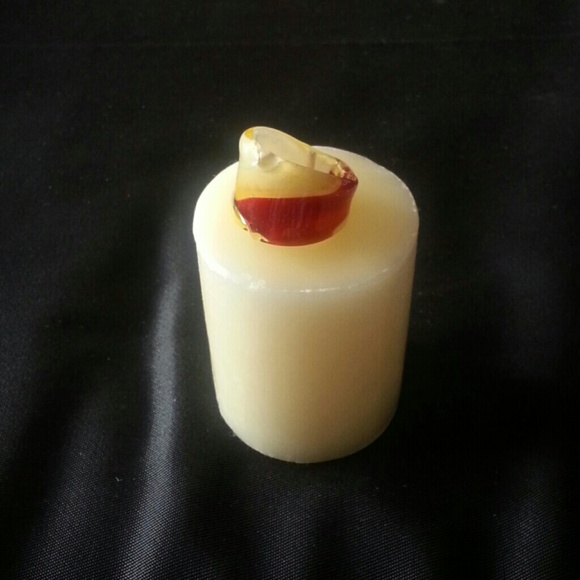 Red and cream glass ring