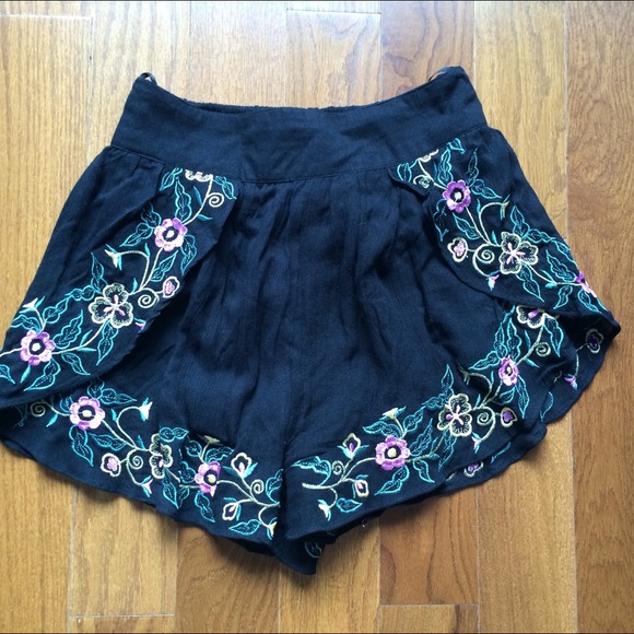 Floral high waist shorts