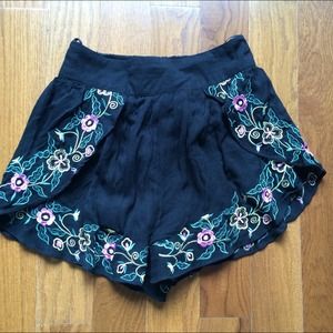 Floral high waist shorts