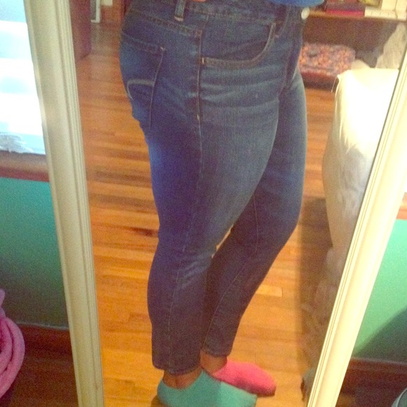 American Eagle Outfitters Jeans.