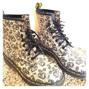 DR. Martens !!!! ONE OF A KIND