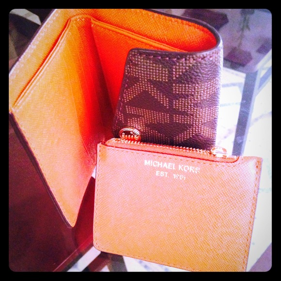 Bundle Authentic MK wallet and Handbag