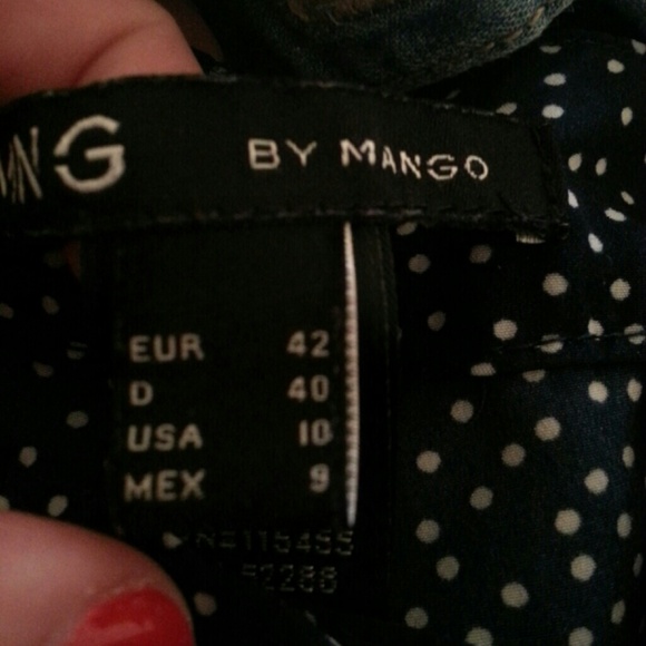 ---SOLD--- Polka dot MNG shorts by Mango - Picture 2 of 2