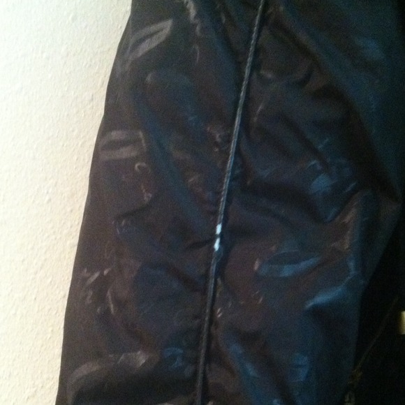 ⚡️⚡️ SOLD⚡️Jacket black  ziper sweter in waist - Picture 4 of 4