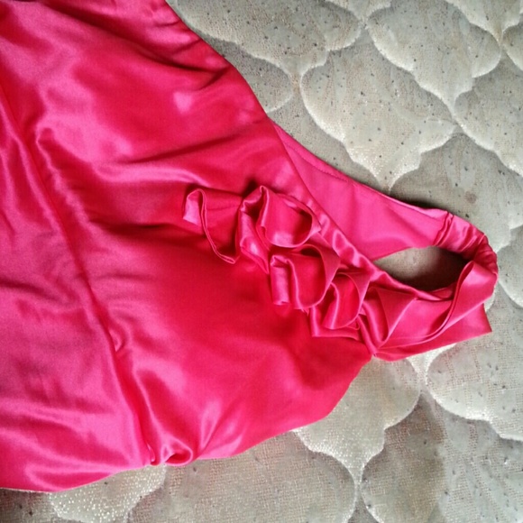 Dress - Picture 3 of 3