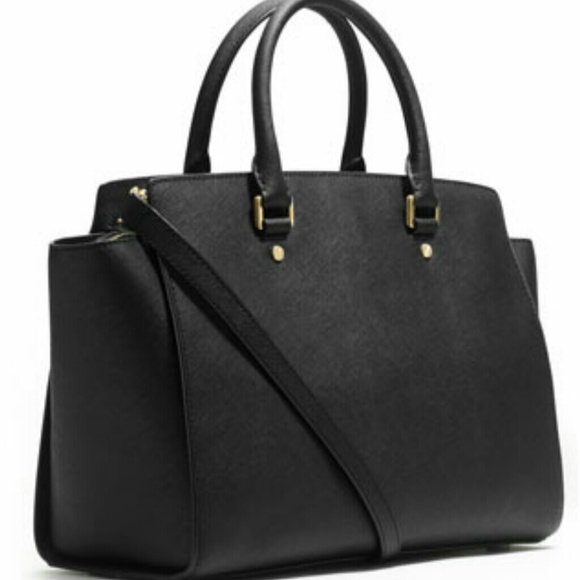Michael kors bag(black) - Picture 3 of 4