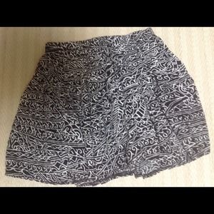SOLD - Brandy Melville Skirt