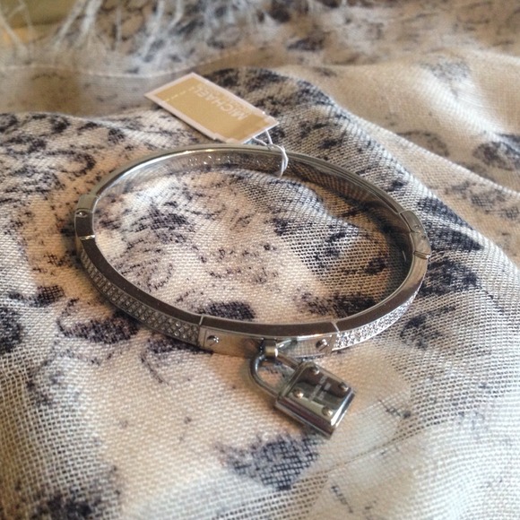 Michael Kors Brilliance Lock Pave Hinge Bangle