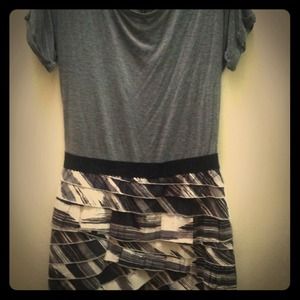 Fun dress! T-shirt/flirty skirt combo. Grey tones.