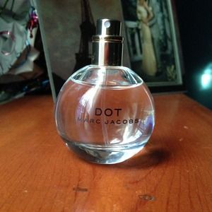 Marc Jacobs Dot perfume