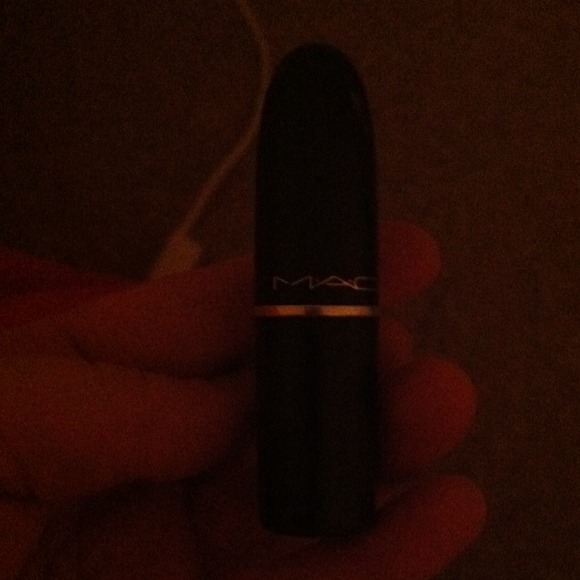 Cremesheen mac lipstick