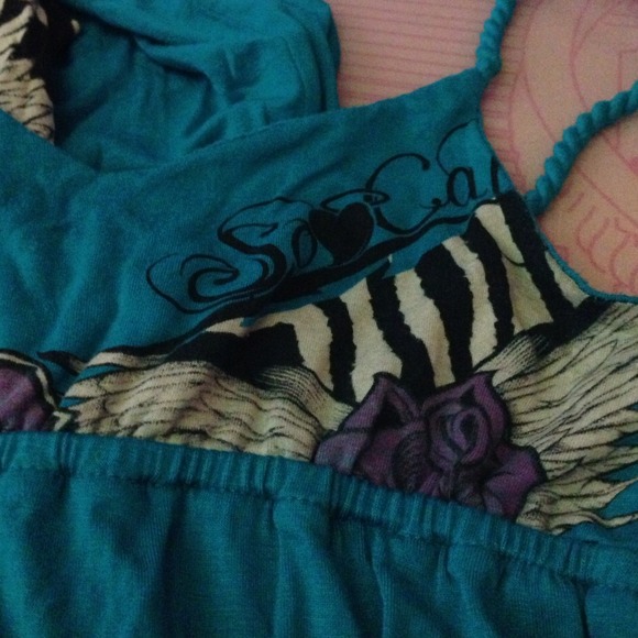 Dress - Picture 3 of 3