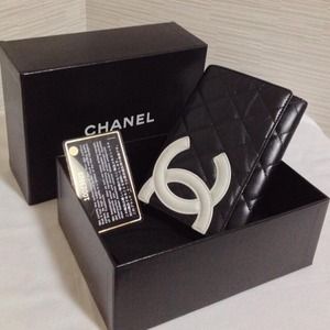 ***SOLD  on other site***Chanel lambskin wallet