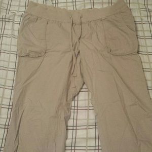 ☆Old Navy Maternity Pants.