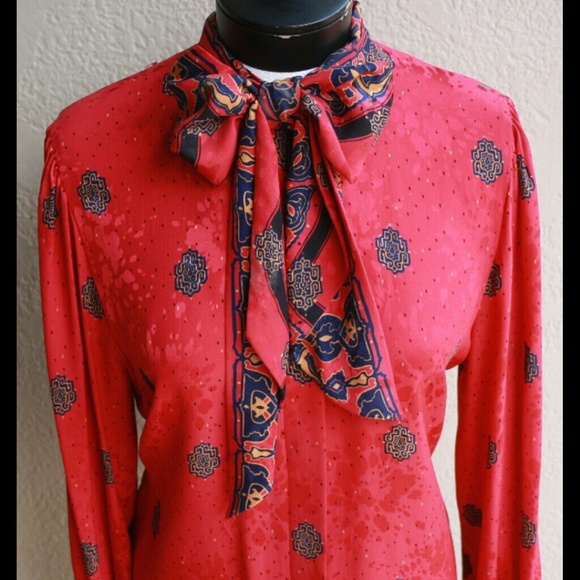 SOLD Adrianna Papell Silk Pussy Bow Blouse - Picture 2 of 4