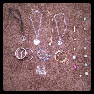 ✅ Price cut! ✅ Jewelry Assortment