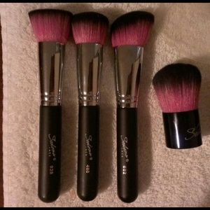 Sold-Sedona Lace Synthetic Brush Set