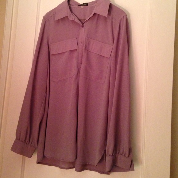 ❌❌ Sold in bundle. Casual, collared shirt. ❌❌