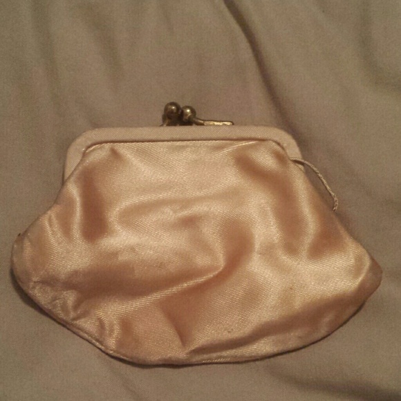 Vintage Clutch bundle - Picture 2 of 4