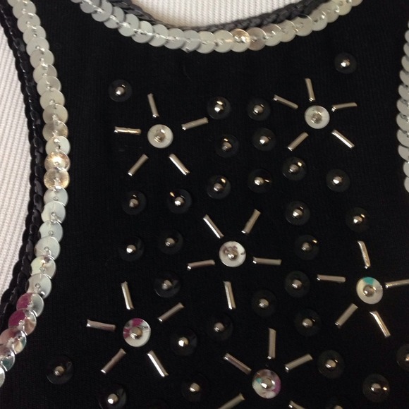 NWT Ruth black & silver sequined racer back top Sm - Picture 4 of 4