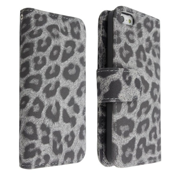 Iphone 5/5S Leopard Wristlet
