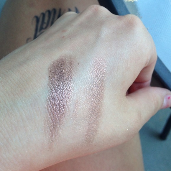 🎀MAC "Impassioned" Solar Bits - Picture 3 of 4