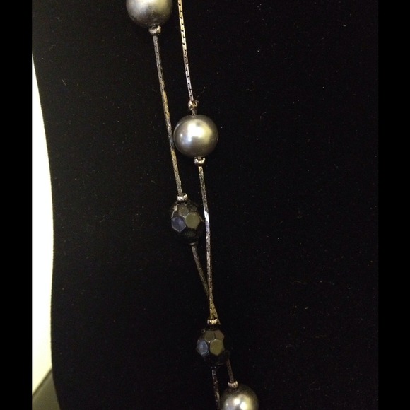 Long necklace - Picture 2 of 2