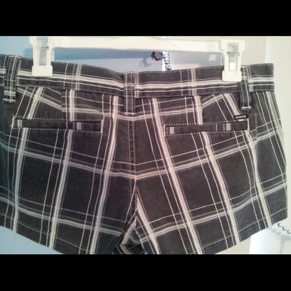 SOLD Hurley Plaid Shorts - Picture 3 of 4