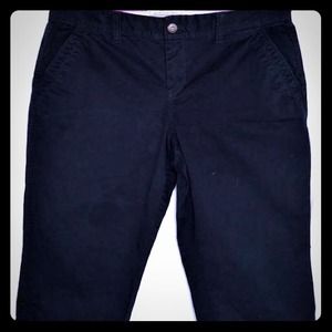 Perfect Black Capris