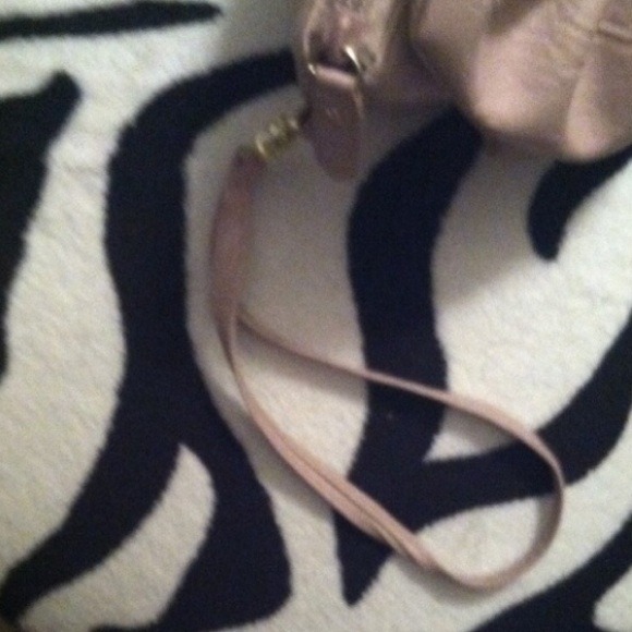 Pink bow wallet - Picture 2 of 2