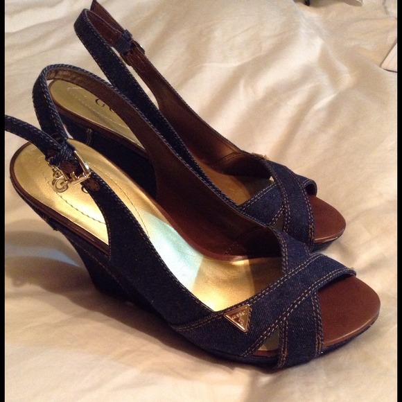 Guess sandals